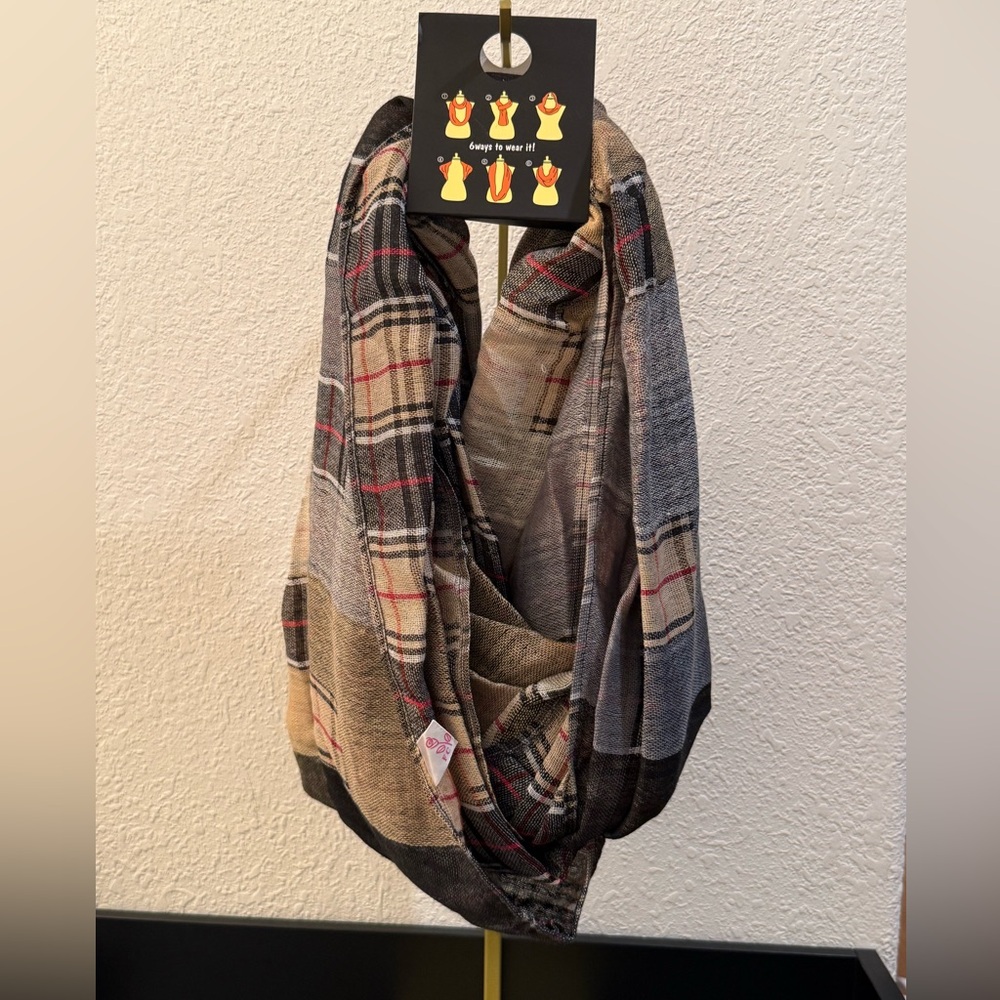 SUPPORT COOL GIFTSSS♥️♥️♥️   Women’s Plaid Infinity Scarf Tartan NWT - Picture 4 of 9